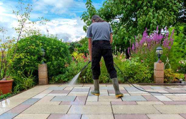Best Post-Construction Pressure Washing  in Guttenberg, IA